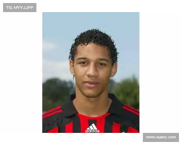 奥巴梅扬大四喜后因红牌受罚 加蓬仍保留世界杯冲击希望